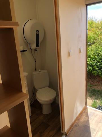 Отель Mobilheimy Camp Dlouha Mile Рожмитал-под-Тршемшинем Экстерьер фото
